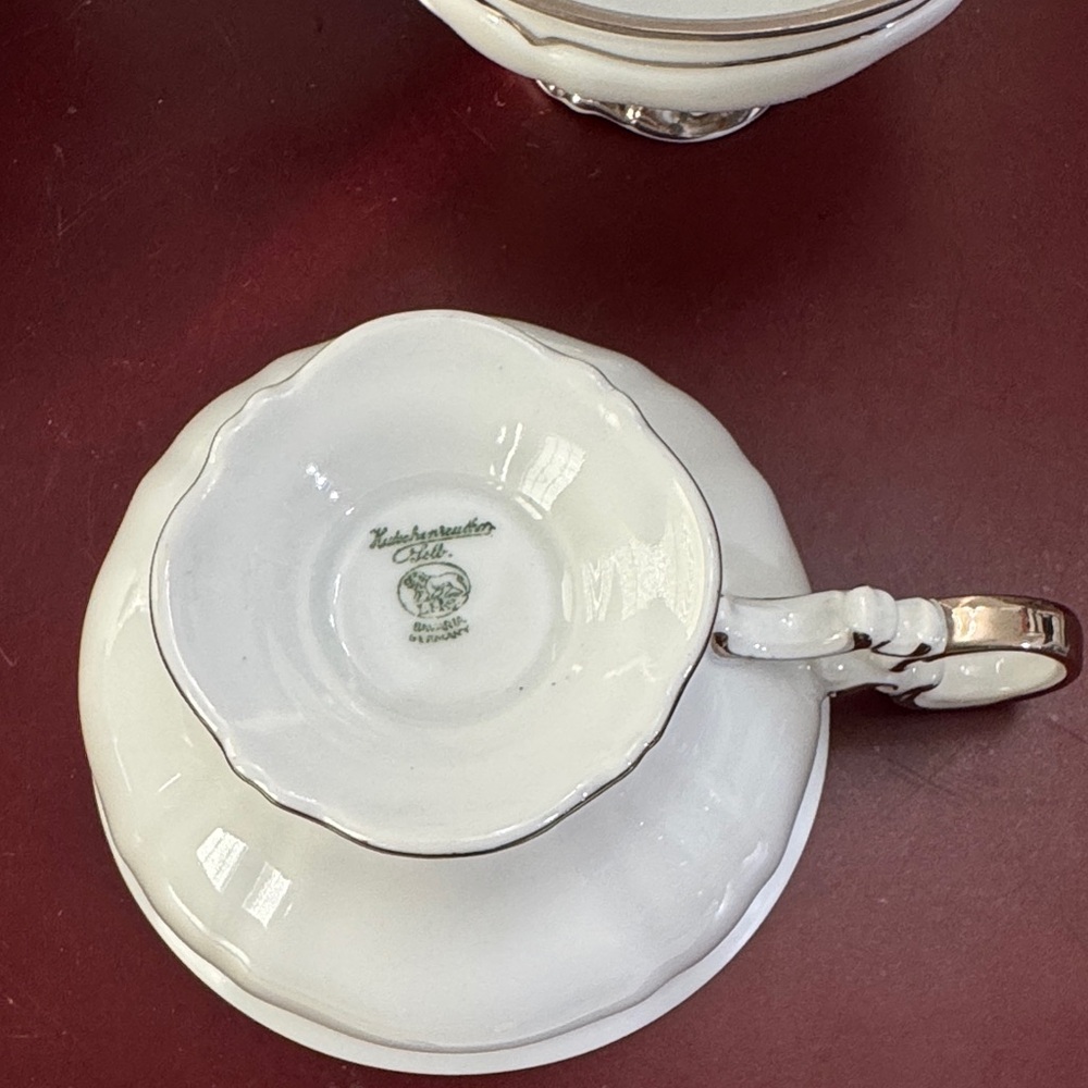 Vintage Hutschenreuther Sylvia Revere Platinum Trim Footed Teacup Set of 4 - Picture 4 of 8